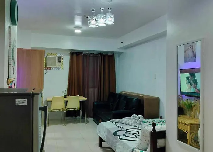 Luxurious In Quezon With Private Pool And Views Manila