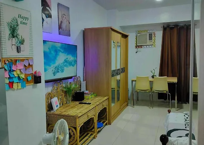 Luxurious In Quezon With Private Pool And Views Holiday home Manila