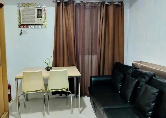 Luxurious In Quezon With Private Pool And Views Holiday home